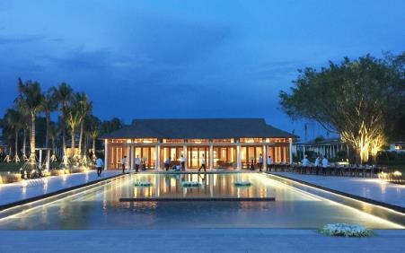 Nova Group; Novaland Group begins the operational phase of the luxury Nova Phu Sa Azerai Resort in Can Tho city center.