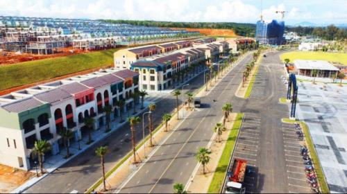 Construction instant of 2 coastal roads through Binh Thuan