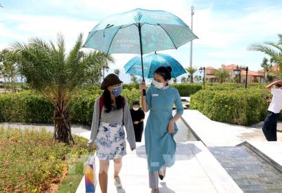 Bình Thuận đón những du khách đầu tiên trong giai đoạn bình thường mới